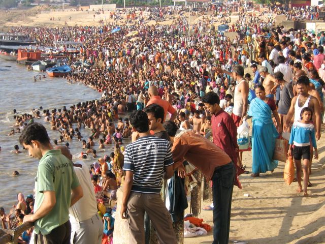 Файл:22Jul09 eclipse Varanasi.jpg