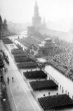 Файл:Paradered.jpg
