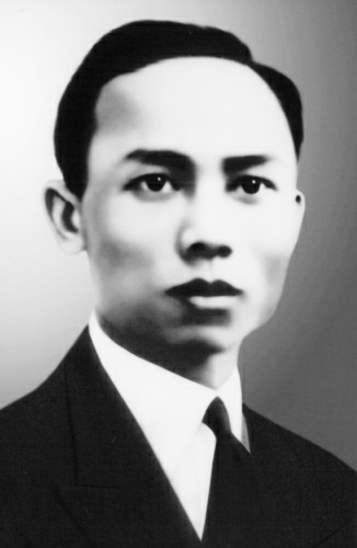 Файл:Le Hong Phong.gif