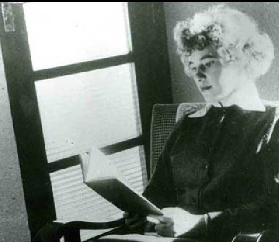 Файл:Ingrid Jonker 1956.jpg