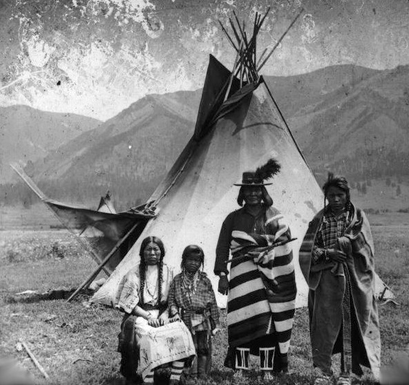 Файл:Flathead Family.jpg