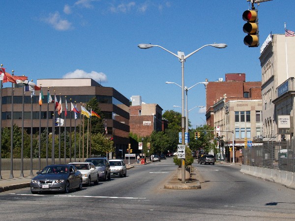 Файл:Downtown Fall River.jpg