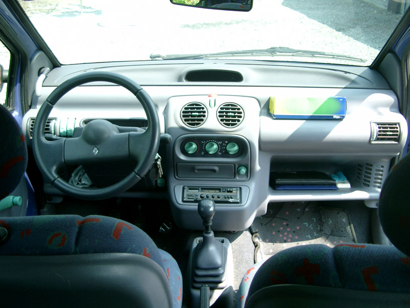 Файл:Renault twingo 3.jpg
