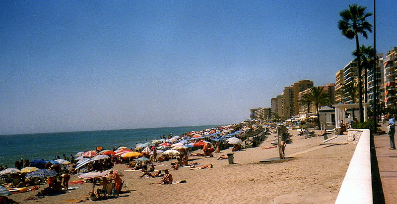 Файл:Fuengirolabeach.jpg