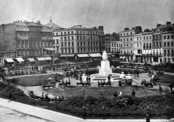 Файл:Leicester Square c1880.jpg