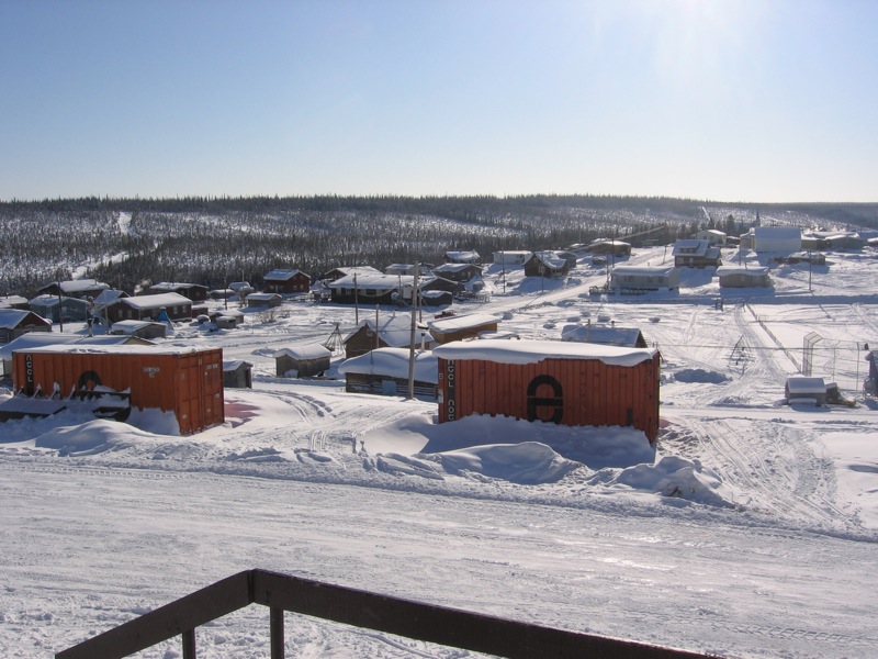 Файл:01 - Fort Good Hope community view.jpg