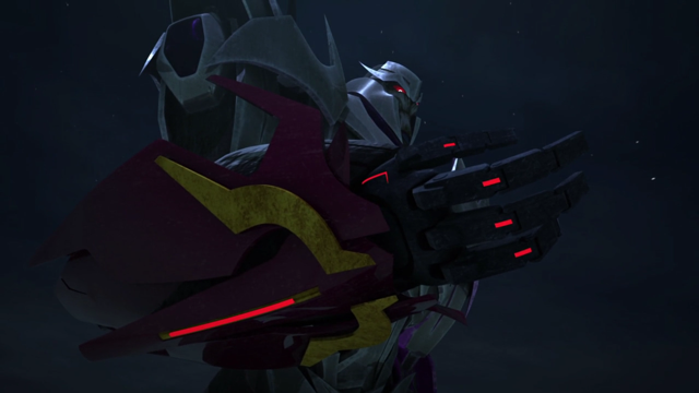 Файл:Megatron with new arm.png