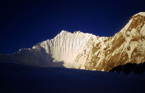 Файл:Karjiang from SE.jpg
