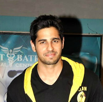 Файл:SidMalhotra.jpg
