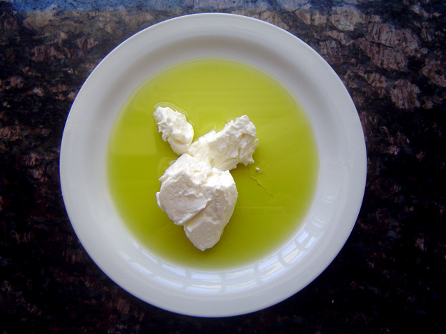 Файл:Labneh01.jpg