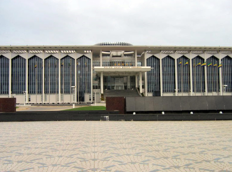 Fail:Libreville-palais-senat.jpg