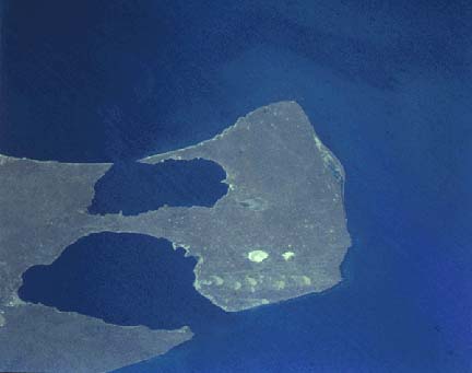 Файл:Peninsula Valdés STS-68.jpg