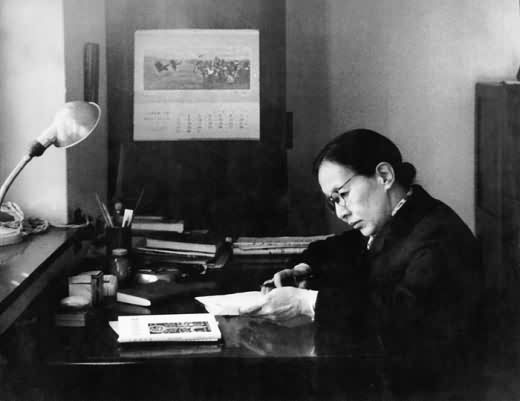 Файл:Bing Xin 1951.jpg