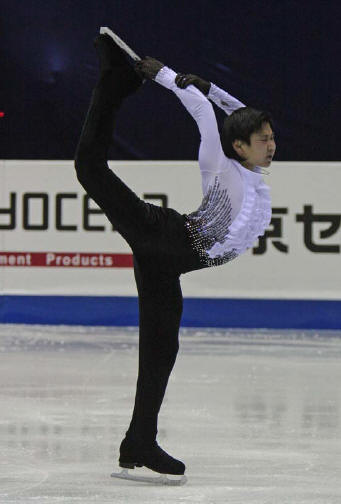 Файл:Denis Ten Spin 2008-2009 JGPF.jpg