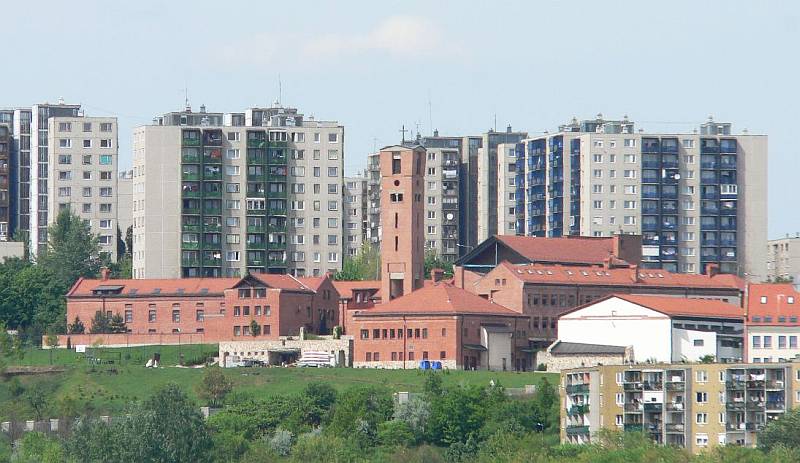 Файл:Miskolc avas jezsuita gimi templom.jpg