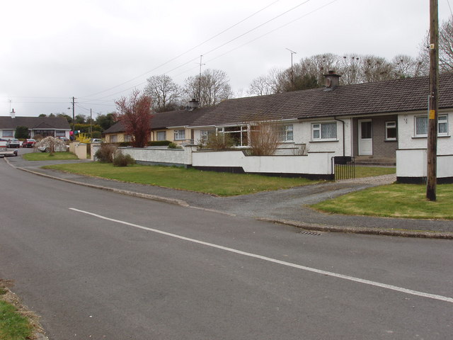 Файл:Houses in St Patrick's Terrace, Crossabeg - geograph.org.uk - 1237804.jpg