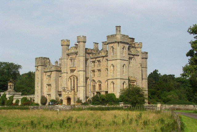 Файл:Duns Castle.jpg