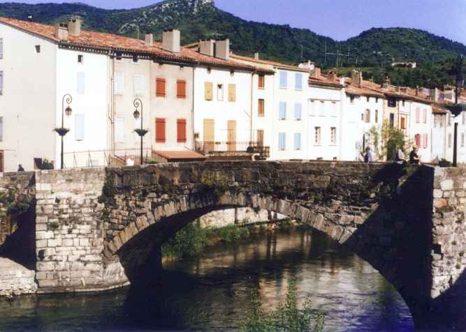 Файл:Quillanbridge.jpg
