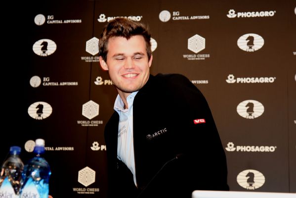 Файл:World Chess Championship 2016 Game 10 - 7.jpg
