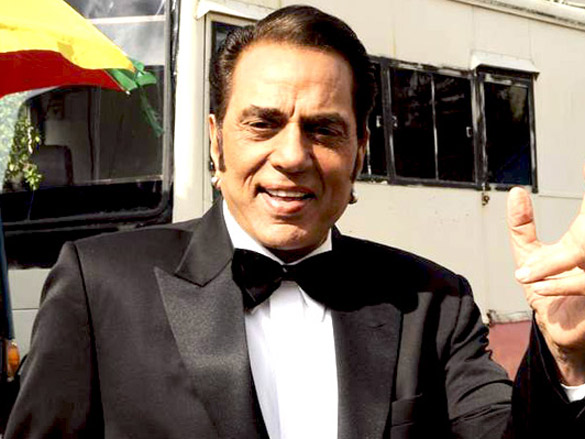 Файл:Dharmendra.jpg