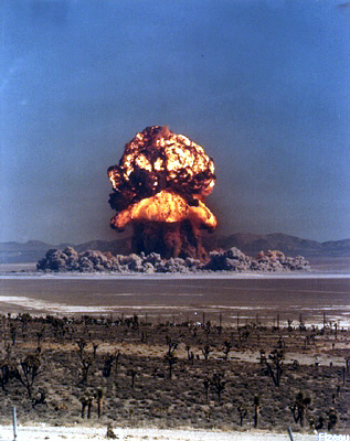 Файл:Plumbbob Fizeau 001.jpg