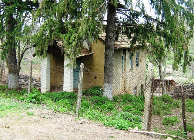 Файл:Dolna kabda evangel carkva.jpg