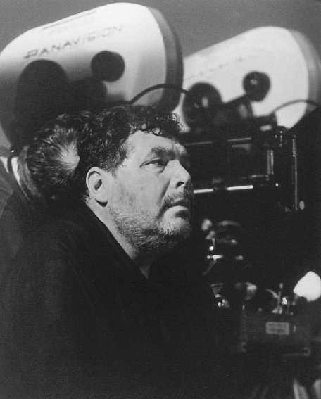 Файл:George P. Cosmatos.jpg