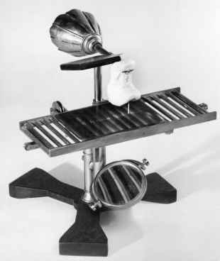 Файл:Phonautograph made by Alexander Bell.png