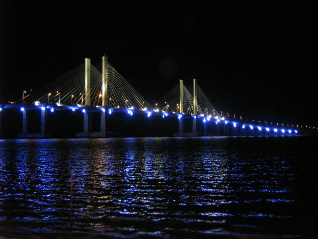 Файл:Ponte Aracaju Barra.jpg