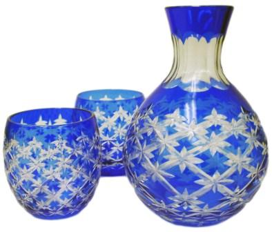 Файл:Blue twinkle cut sake set.jpg