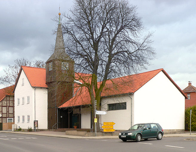 Файл:Ruhen Kirche.jpg