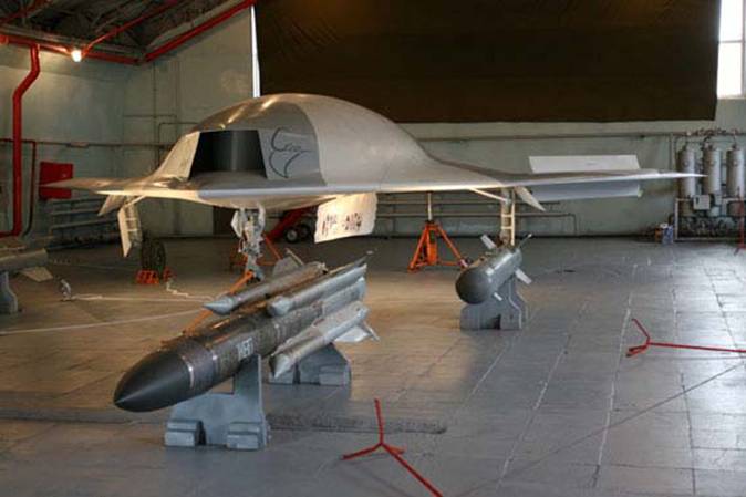 Файл:Russian UCAV MiG «Scat».jpg