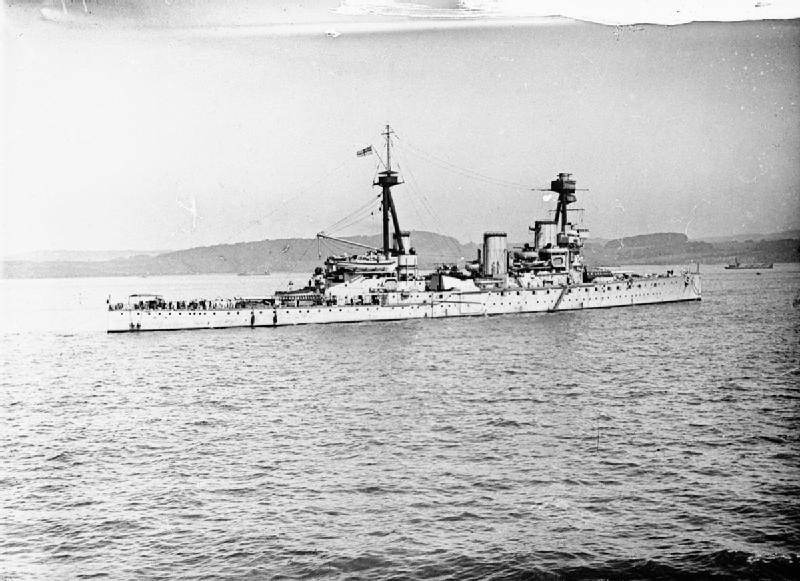 Файл:HMS Indomitable.jpg