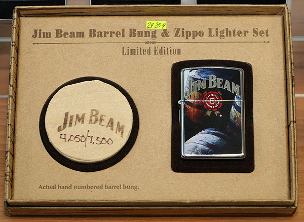 Файл:Jim beam barrel bung set.jpg