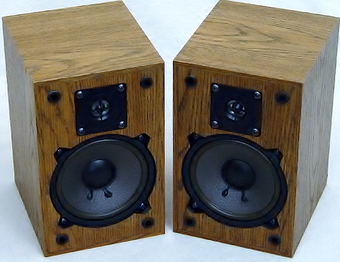 Файл:Altec Lansing Bookshelf Speakers.jpg