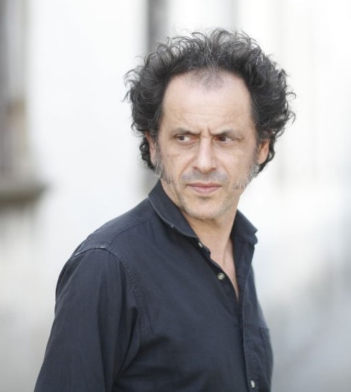 Файл:Pascal Comelade Foto.jpg