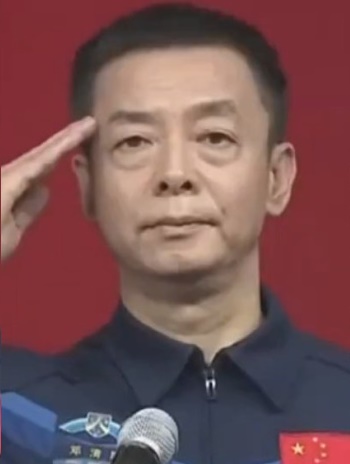 Файл:Deng Qingming.jpg