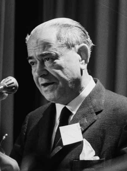 Файл:Rodolfo Llopis 1963 (cropped).jpg
