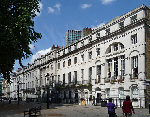 Файл:Fitzroy Square Geograph-2659047-by-Stephen-Richards.jpg