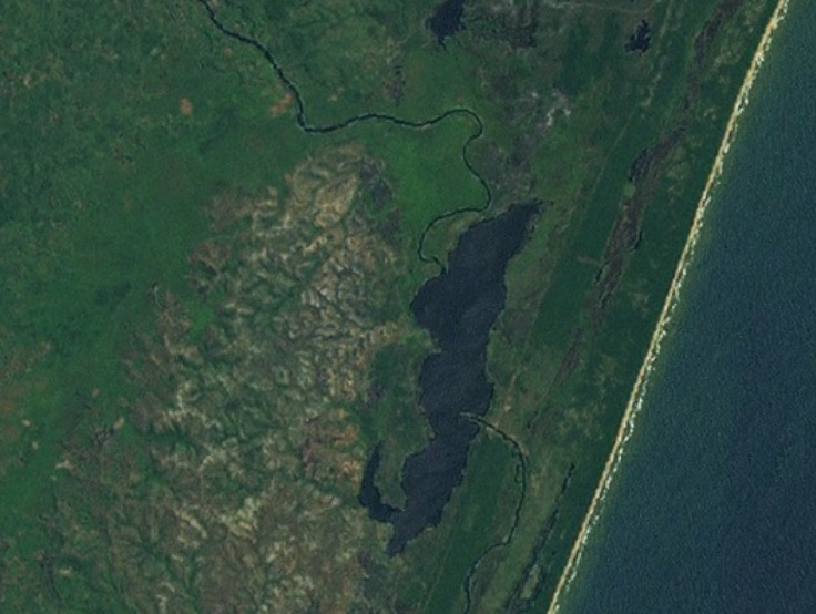 Файл:Lagoon Andranobe.jpg