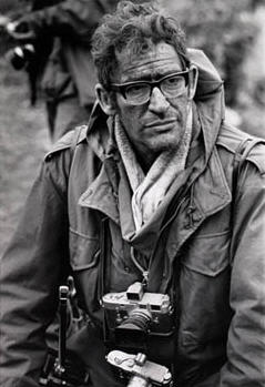 Файл:Larry Burrows.jpg