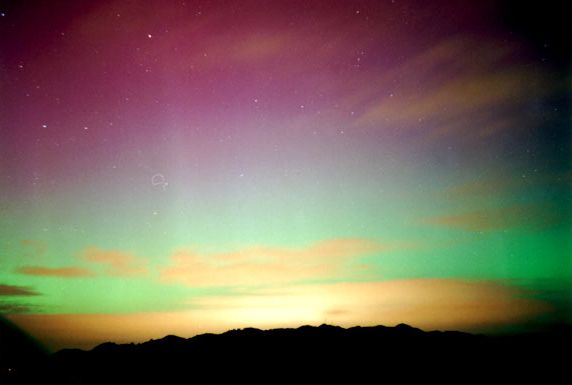 Файл:AuroraAustralisDisplay.jpg