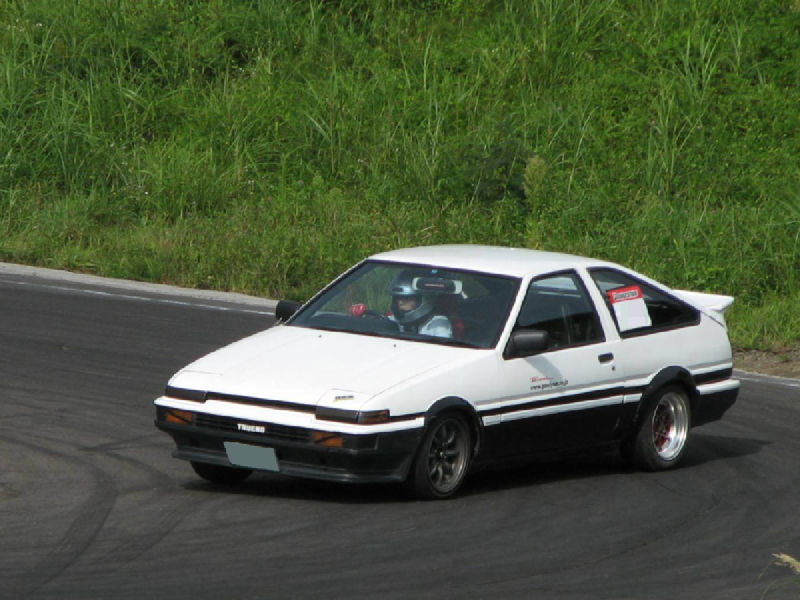 Файл:Ae86 tureno.jpg