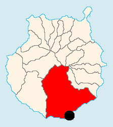 Location of Playa del Inglés, Maspalomas (black dot) within the municipal territory of an Bartolomé de Tirajana (shown in red) and Gran Canaria
