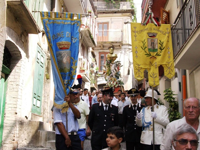 Файл:Mammola-San Nicodemo - Processione.jpg