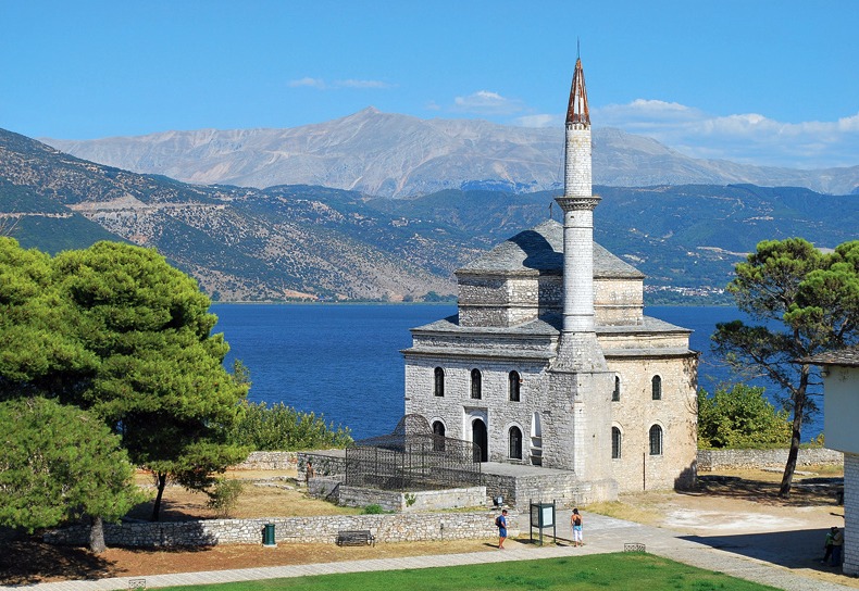Файл:Janina Mosque.jpg