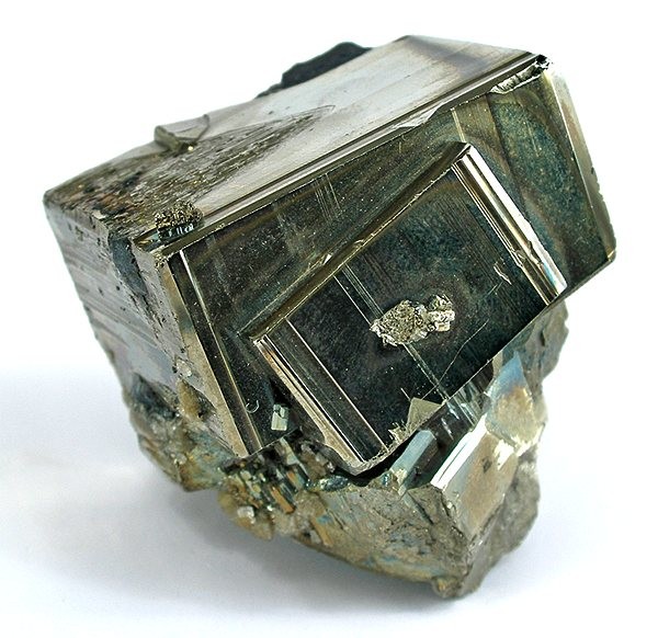 Файл:Pyrite-163986.jpg