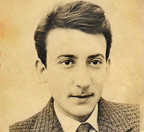 Файл:Kasdi Merbah young.jpg