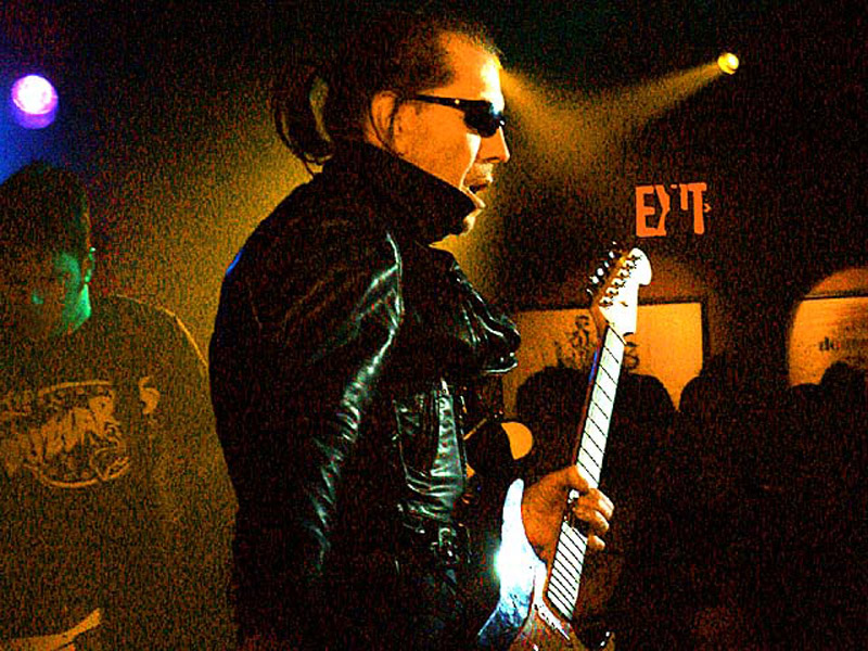 Файл:Link Wray - 3-8-03 Photo by Anthony Pepitone.jpg