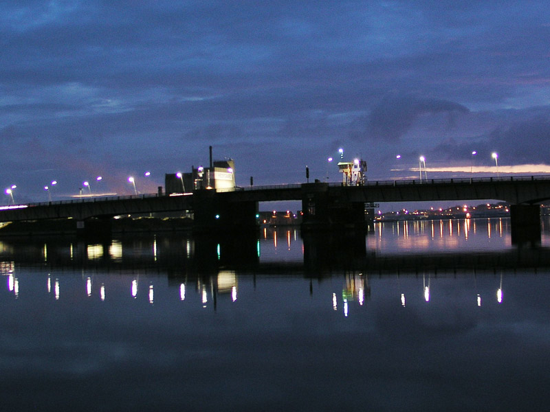 Файл:Aalborg Limfjordsbroen 2.jpg